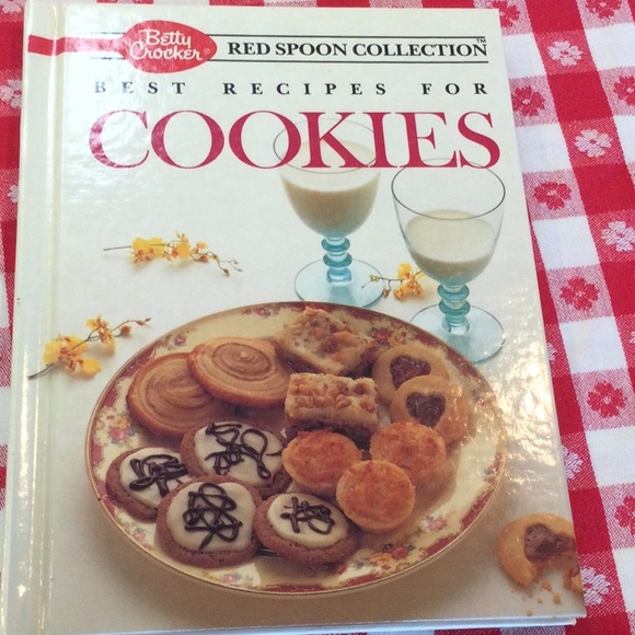 🥣Two Betty Crocker cookbooks, 1988 and 1989. - Picture 6 of 9